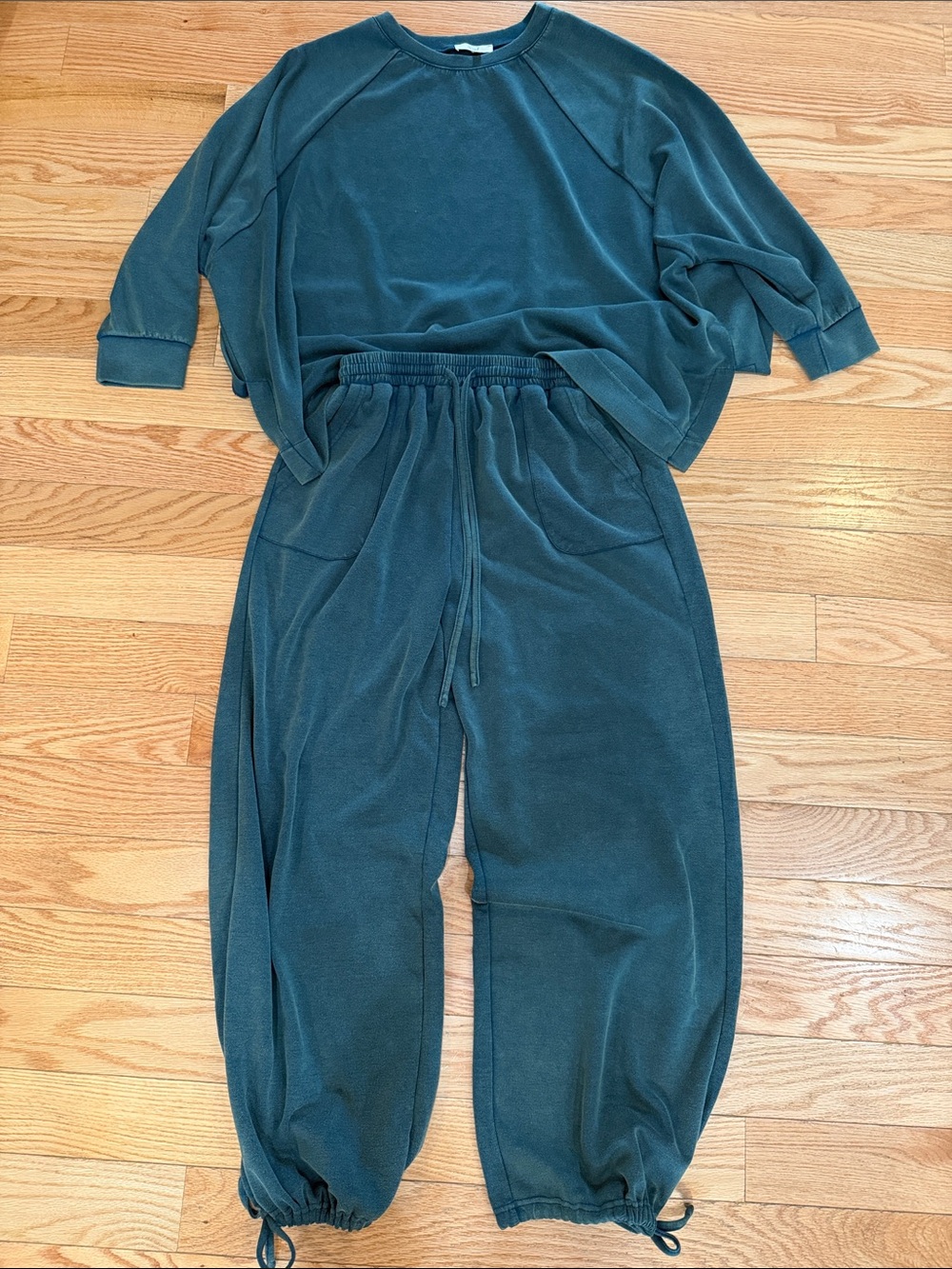 Easle Pants/ Top Set- Size M
